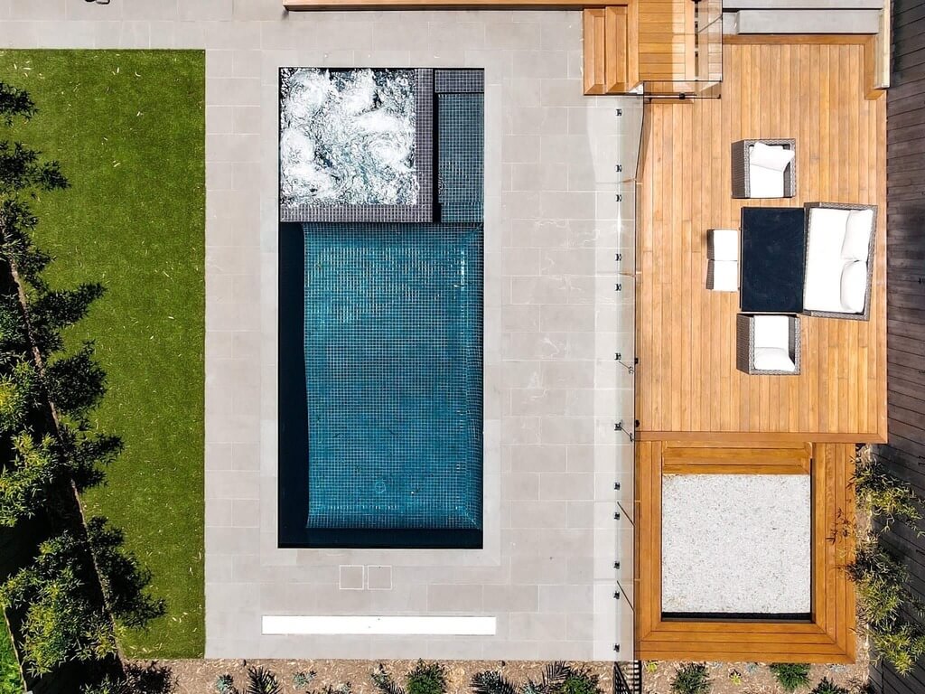 Bulleen infinity pool installed