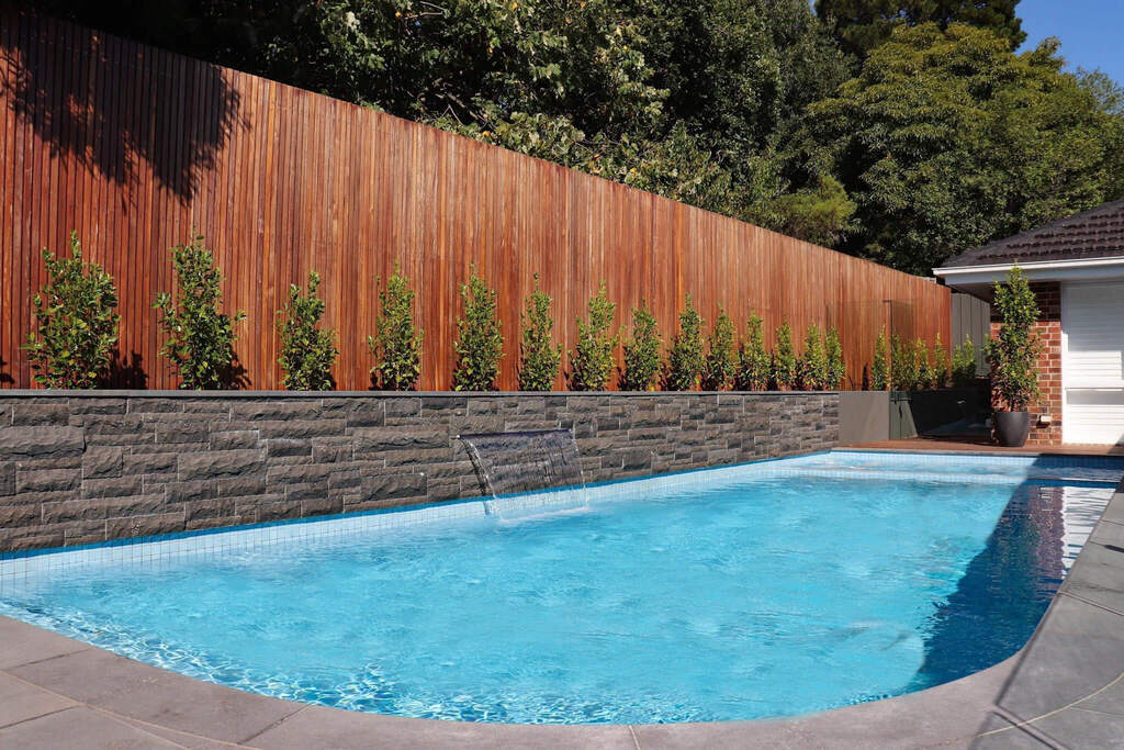 Ringwood Infinity pool design with spa