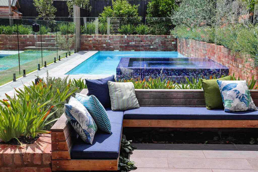infinity pool design with spa Greensborough