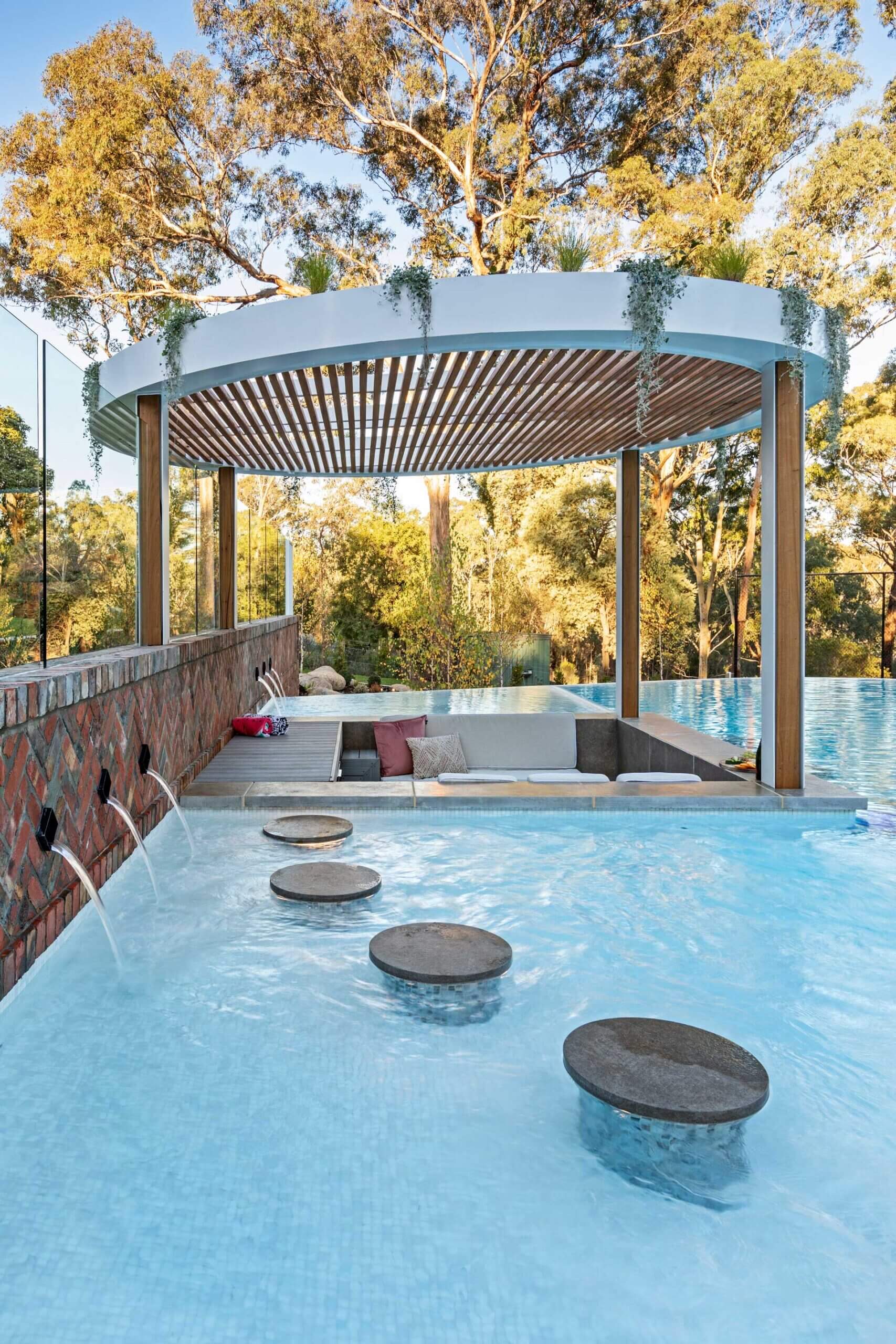 custom Infinity pool design Eltham