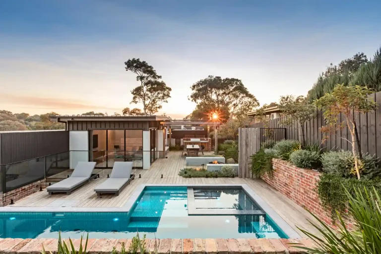 pool builders in melbourne